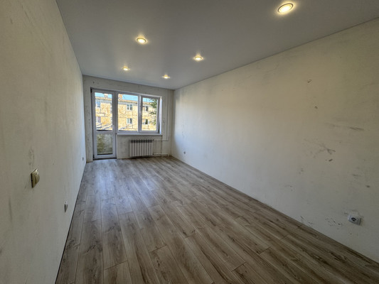 Продам однокомнатную (1-комн.) квартиру, Ветеранов ул, 7, Дунай п