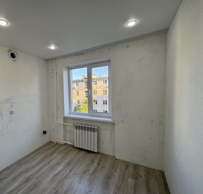 Продам однокомнатную (1-комн.) квартиру, Ветеранов ул, 7, Дунай п