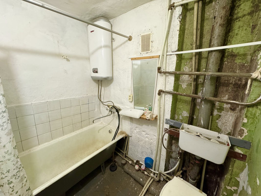 Продам трехкомнатную (3-комн.) квартиру, Морская ул, 19, Дунай п