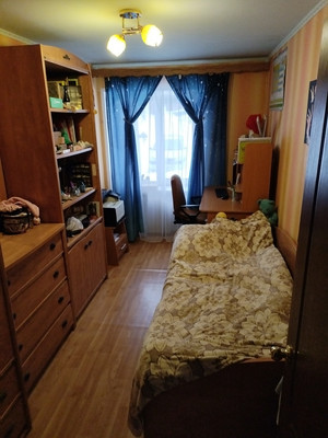 Продам трехкомнатную (3-комн.) квартиру, Центральная ул, 9, Ботня д