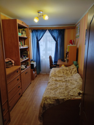 Продам трехкомнатную (3-комн.) квартиру, Центральная ул, 9, Ботня д