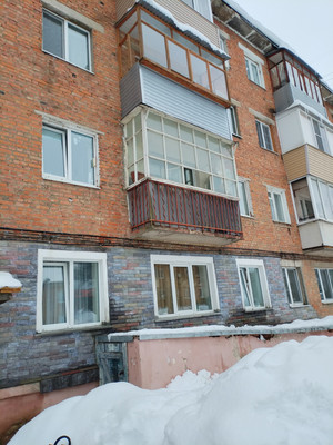 Продам трехкомнатную (3-комн.) квартиру, Центральная ул, 9, Ботня д