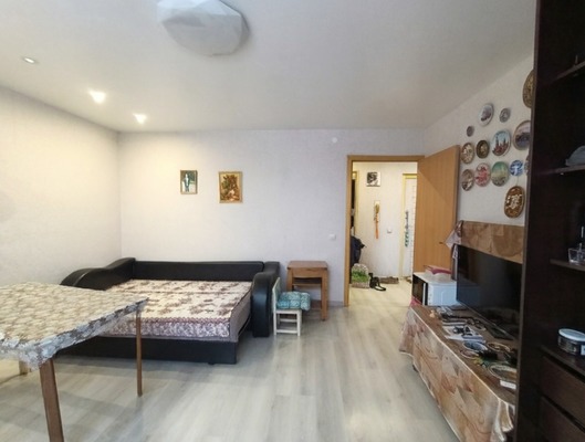 Продам однокомнатную (1-комн.) квартиру, Левитана ул, 60к3, Калининград г