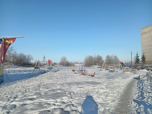 Продам трехкомнатную (3-комн.) квартиру, Геологическая ул, 75к1, Красное Село г