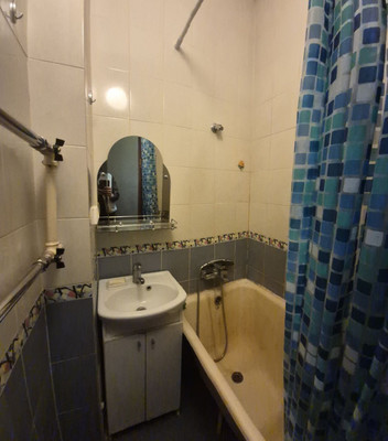 Продам двухкомнатную (2-комн.) квартиру, Бакунинская ул, 98АС11, Москва г