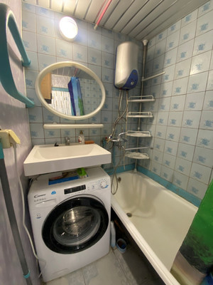 Продам двухкомнатную (2-комн.) квартиру, Спортивная ул, 3, Дубовая Роща п