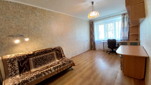 Продам трехкомнатную (3-комн.) квартиру, Политрука Пасечника (Торики тер.) ул, 16А, Санкт-Петербург г