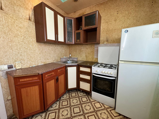 Продам однокомнатную (1-комн.) квартиру, Ленинградская ул, 77к2, Комсомольск-на-Амуре г