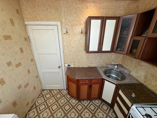 Продам однокомнатную (1-комн.) квартиру, Ленинградская ул, 77к2, Комсомольск-на-Амуре г