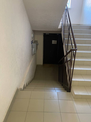 Продам однокомнатную (1-комн.) квартиру, Парковая ул, 32к14, Цемдолина с