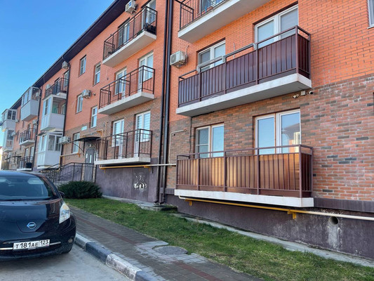 Продам однокомнатную (1-комн.) квартиру, Парковая ул, 32к14, Цемдолина с