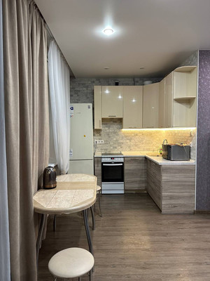 Продам двухкомнатную (2-комн.) квартиру, Можайского ул, 7, Красноярск г