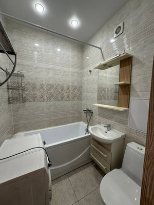 Продам двухкомнатную (2-комн.) квартиру, Можайского ул, 7, Красноярск г