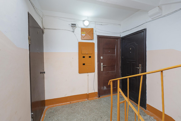 Продам комнату в 3-комн. квартире, Тбилисская ул, 11, Пермь г