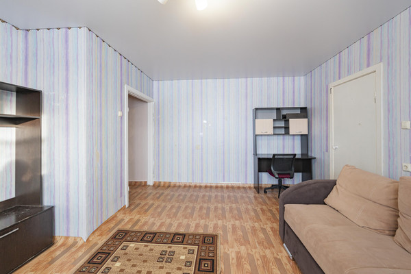 Продам однокомнатную (1-комн.) квартиру, 50 лет Октября ул, 19, Гамово с