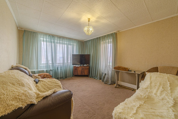 Продам трехкомнатную (3-комн.) квартиру, Победы пр-кт, 126, Пенза г