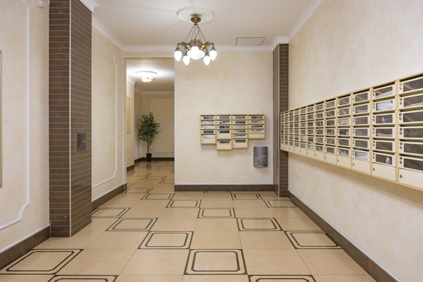 Продам трехкомнатную (3-комн.) квартиру, Киевская ул, 3А, Санкт-Петербург г