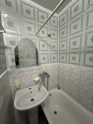 Продам двухкомнатную (2-комн.) квартиру, Песочная ул, 12, Синявино гп