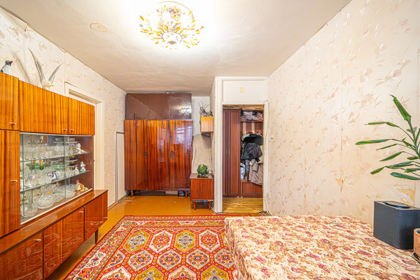 Продам трехкомнатную (3-комн.) квартиру, Академика Курчатова ул, 6, Пермь г