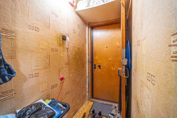 Продам трехкомнатную (3-комн.) квартиру, Академика Курчатова ул, 6, Пермь г