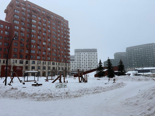 Продам однокомнатную (1-комн.) квартиру, 3-я Нововатутинская ул, 15к1, Десеновское п