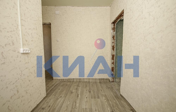 Продам двухкомнатную (2-комн.) квартиру, Пирогова ул, 1, Красноярск г
