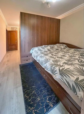 Продам двухкомнатную (2-комн.) квартиру, Ульянова Дмитрия ул, 30, Ялта г