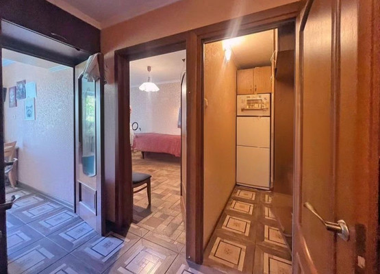 Продам двухкомнатную (2-комн.) квартиру, Ульянова Дмитрия ул, 30, Ялта г