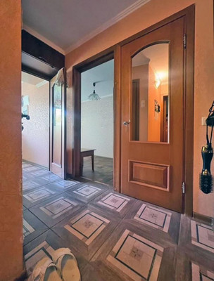 Продам двухкомнатную (2-комн.) квартиру, Ульянова Дмитрия ул, 30, Ялта г