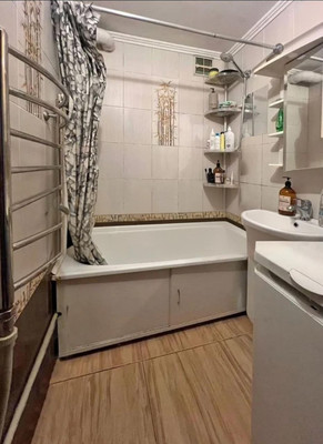 Продам двухкомнатную (2-комн.) квартиру, Ульянова Дмитрия ул, 30, Ялта г