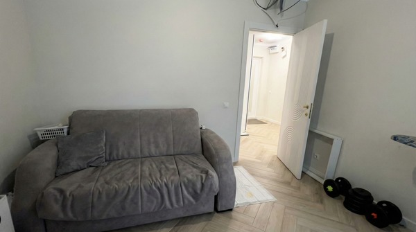 Продам многокомнатную квартиру, Новомосковская ул, 16к3, Москва г