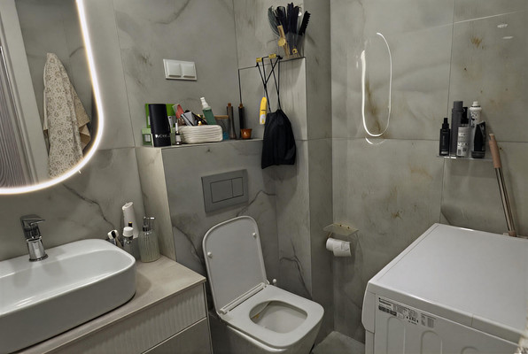 Продам многокомнатную квартиру, Новомосковская ул, 16к3, Москва г