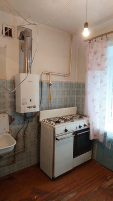 Продам трехкомнатную (3-комн.) квартиру, Советская ул, 38, Кстово г