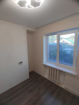 Продам однокомнатную (1-комн.) квартиру, Деповская ул, 10, Туапсе г