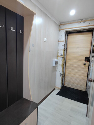 Продам трехкомнатную (3-комн.) квартиру, Коминтерна ул, 55, Нижний Тагил г