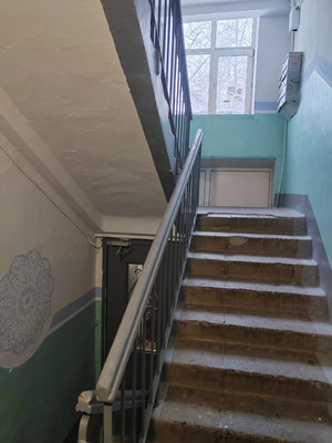 Продам трехкомнатную (3-комн.) квартиру, Коминтерна ул, 55, Нижний Тагил г