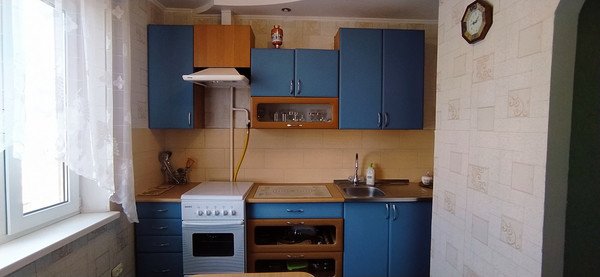 Продам однокомнатную (1-комн.) квартиру, Железнодорожная ул, 16, Симферополь г