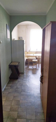 Продам однокомнатную (1-комн.) квартиру, Железнодорожная ул, 16, Симферополь г