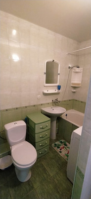 Продам однокомнатную (1-комн.) квартиру, Железнодорожная ул, 16, Симферополь г