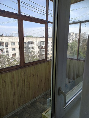 Продам однокомнатную (1-комн.) квартиру, Железнодорожная ул, 16, Симферополь г