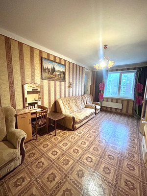 Продам двухкомнатную (2-комн.) квартиру, Балаклавская ул, 53, Симферополь г