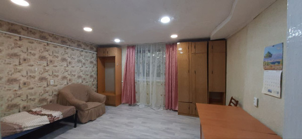 Продам многокомнатную квартиру, Краснознаменная ул, 84, Симферополь г