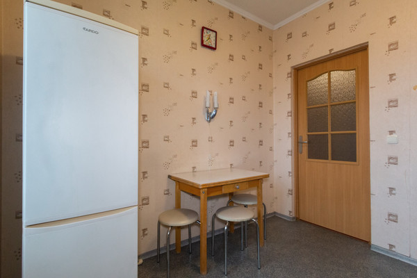 Продам однокомнатную (1-комн.) квартиру, Маршала Борзова ул, 93В, Калининград г