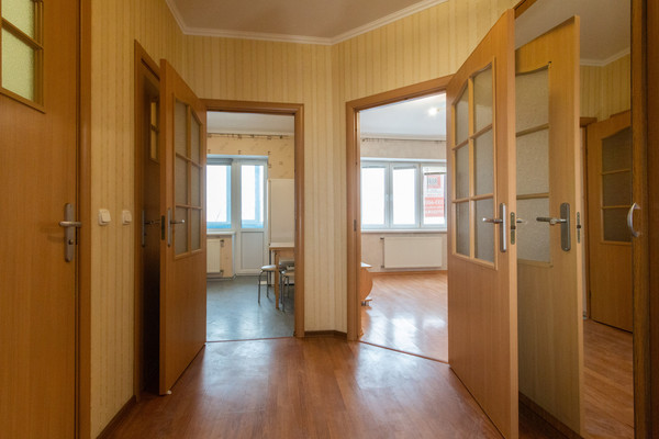 Продам однокомнатную (1-комн.) квартиру, Маршала Борзова ул, 93В, Калининград г