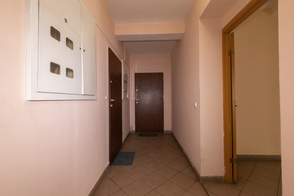 Продам однокомнатную (1-комн.) квартиру, Маршала Борзова ул, 93В, Калининград г