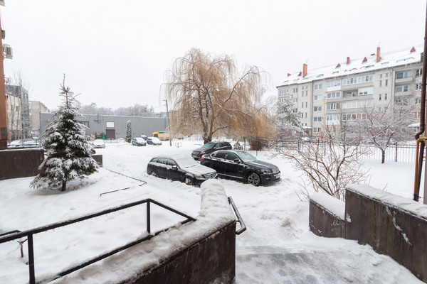 Продам однокомнатную (1-комн.) квартиру, Маршала Борзова ул, 93В, Калининград г