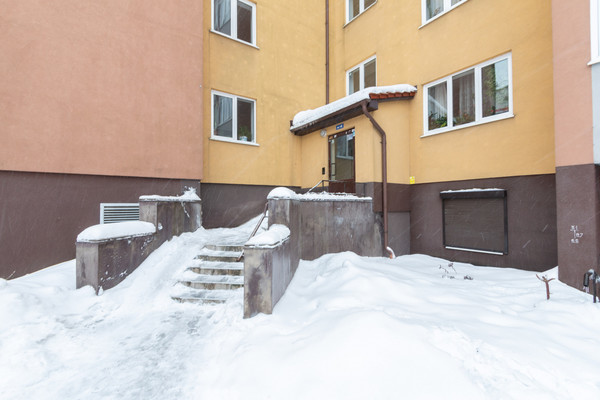 Продам однокомнатную (1-комн.) квартиру, Маршала Борзова ул, 93В, Калининград г