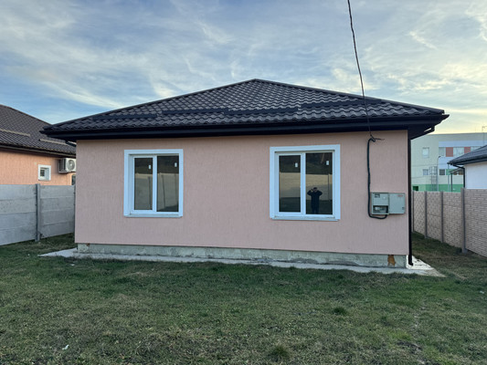 Продам дом, им. Г. Калужина ул, Заречное с, 0 км от города