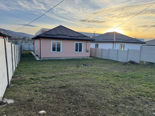 Продам дом, им. Г. Калужина ул, Заречное с, 0 км от города