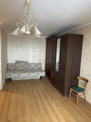 Продам однокомнатную (1-комн.) квартиру, Коминтерна ул, 22к2, Москва г